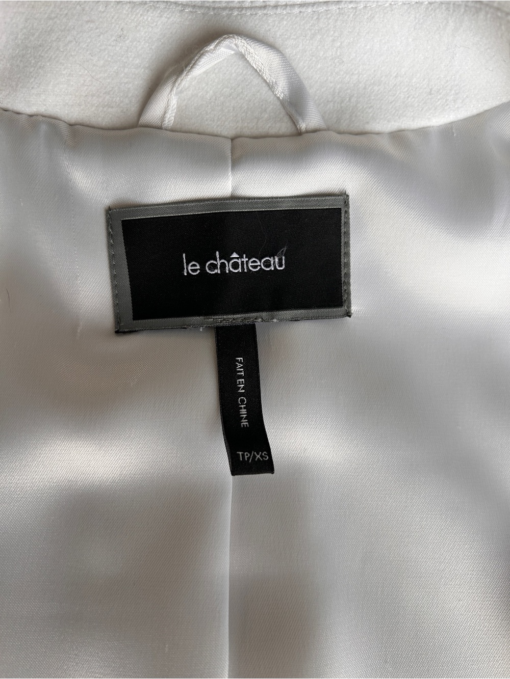 Le Château White Double-Breasted Belted Trench Coat (Wool) - Picture 5 of 11